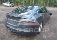 2016 Tesla Model S фото