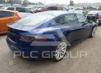 2016 Tesla Model S photo