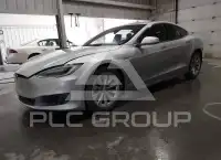 2016 Tesla Model S фото