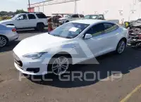 2016 Tesla Model S photo