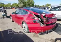 2016 Tesla Model S фото