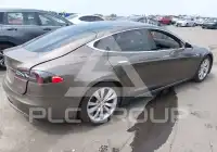 2016 Tesla Model S фото
