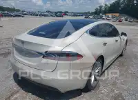 2016 Tesla Model S фото