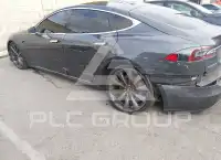 2016 Tesla Model S фото