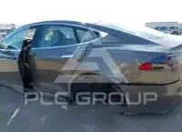 2016 Tesla Model S фото