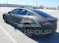 2016 Tesla Model S фото