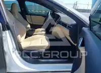 2016 Tesla Model S фото