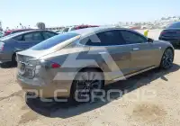 2016 Tesla Model S фото