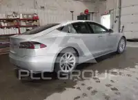 2016 Tesla Model S фото