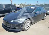 2016 Tesla Model S фото