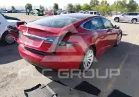 2016 Tesla Model S фото