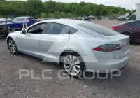 2016 Tesla Model S фото