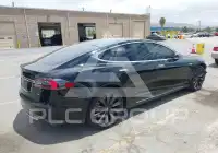 2016 Tesla Model S photo