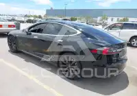 2016 Tesla Model S photo