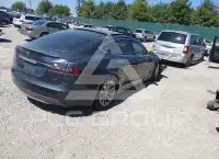 2016 Tesla Model S photo