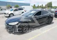 2016 Tesla Model S photo