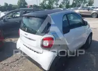 2016 Smart FORTWO photo