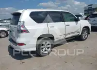 2016 Lexus GX460 photo