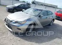2016 Lexus ES350 photo