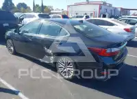 2016 Lexus ES350 photo