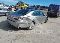 2016 Lexus ES350 photo