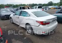 2016 Lexus ES350 photo