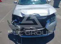 2016 Lexus ES350 photo