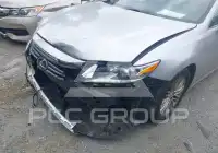 2016 Lexus ES350 photo