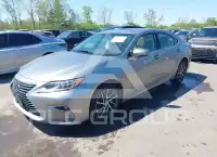 2016 Lexus ES350 photo