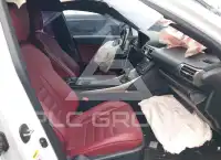 2016 Lexus IS300 фото