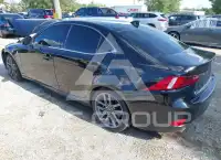 2016 Lexus IS300 photo