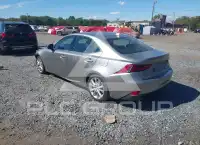 2016 Lexus IS300 photo