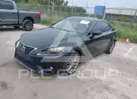 2016 Lexus IS200 фото