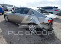 2016 Lexus IS200 фото