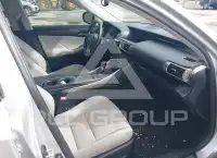2016 Lexus IS200 photo