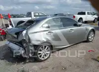 2016 Lexus IS200 фото