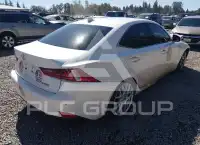 2016 Lexus IS350 photo
