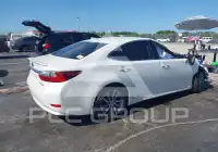 2016 Lexus ES300 фото