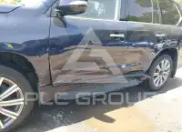 2016 Lexus LX570 photo