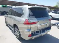 2016 Lexus LX570 photo