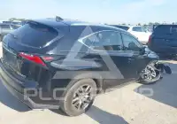 2016 Lexus NX200T фото