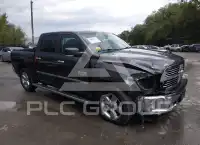 2016 RAM 1500 photo