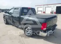 2016 RAM 1500 photo