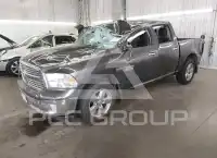 2016 RAM 1500 photo