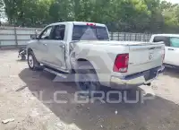 2016 RAM 1500 photo