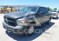 2016 RAM 1500 photo