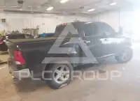 2016 RAM 1500 photo
