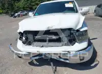 2016 RAM 1500 photo
