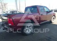 2016 RAM 1500 photo