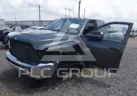 2016 RAM 3500 photo